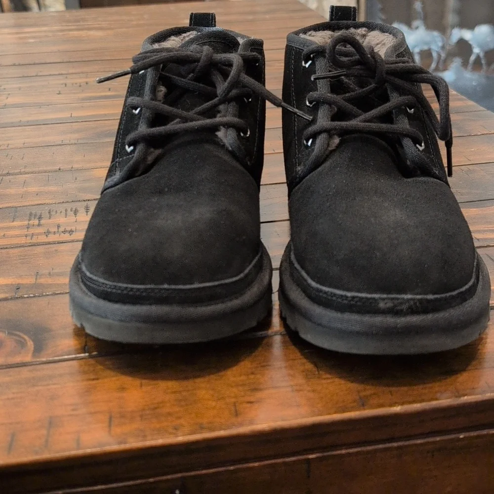 Ugg Nuemel Chukka Boot